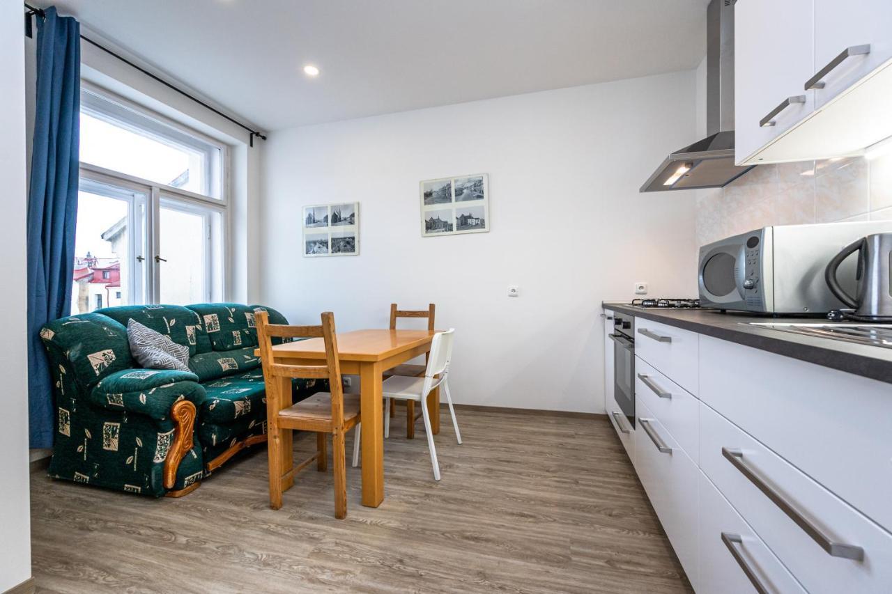 Apartment Americka 8 Praha Bagian luar foto