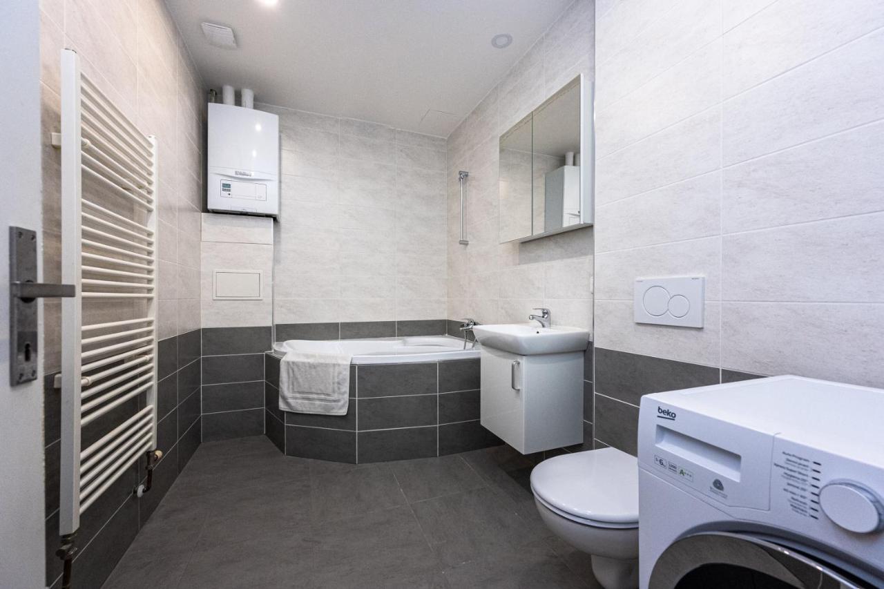 Apartment Americka 8 Praha Bagian luar foto