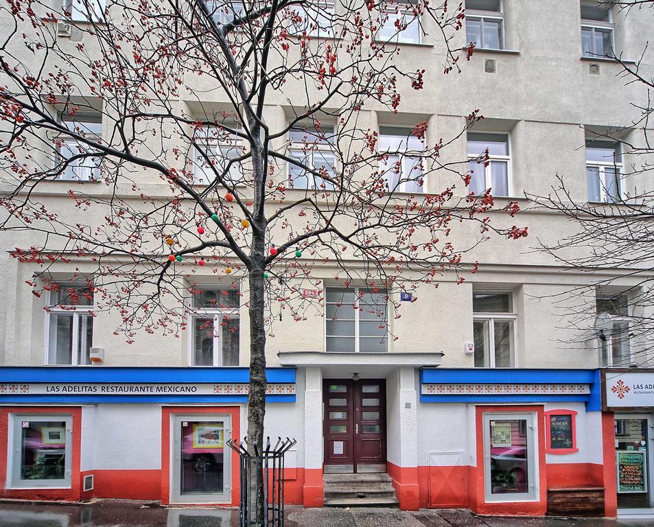 Apartment Americka 8 Praha Bagian luar foto